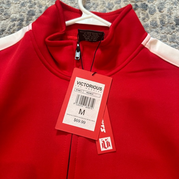 Brand new victorious zip up - Picture 3 of 3
